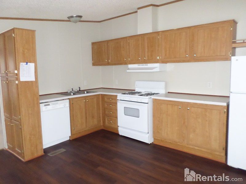 2nd image of 1520 Atokad Dr Trlr 4