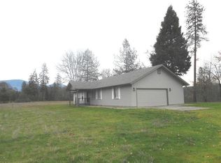 445 Barker Dr, Merlin, OR 97532