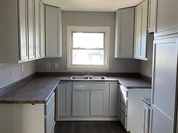 4th image of 2601 Palm Ave