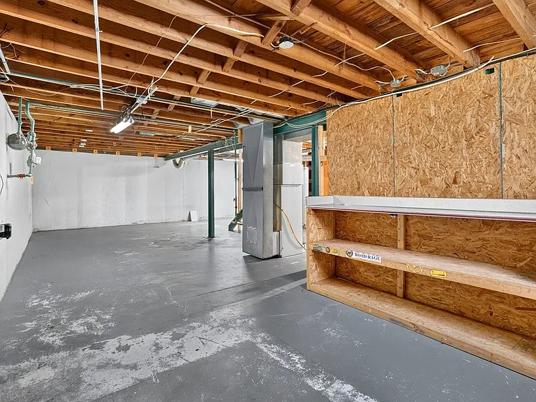 10328 Dudley Dr — Photo 34