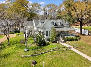 325 2nd Ave NW, Fayette, AL 35555