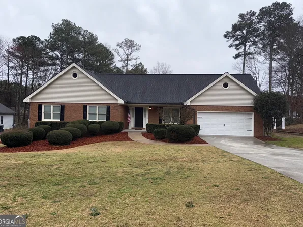 215 Buck Run, Loganville, GA 30052