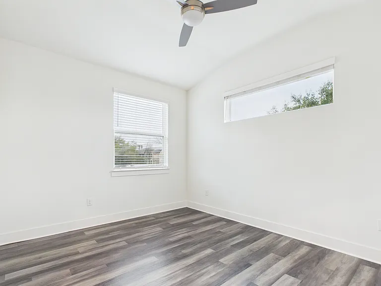 6102 Caddie St #B — Photo 20