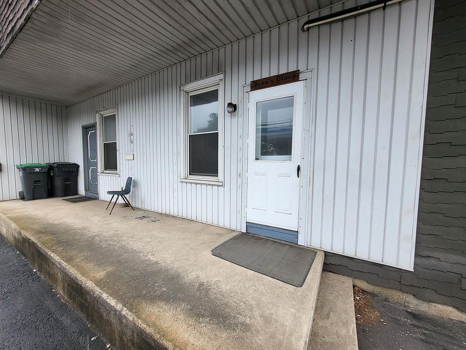 14 Pottsville St 1R, Cressona, PA 17929 Zillow