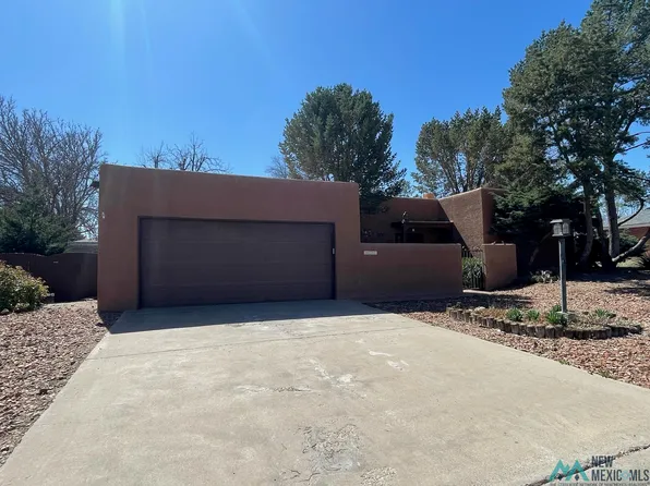 2702 Resolana Dr, Roswell, NM 88201