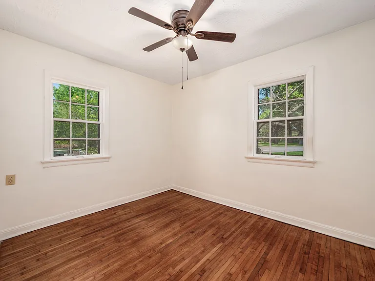 134 W Tulane Rd #B — Photo 21