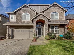 1019 34th Pl, Forest Grove, OR