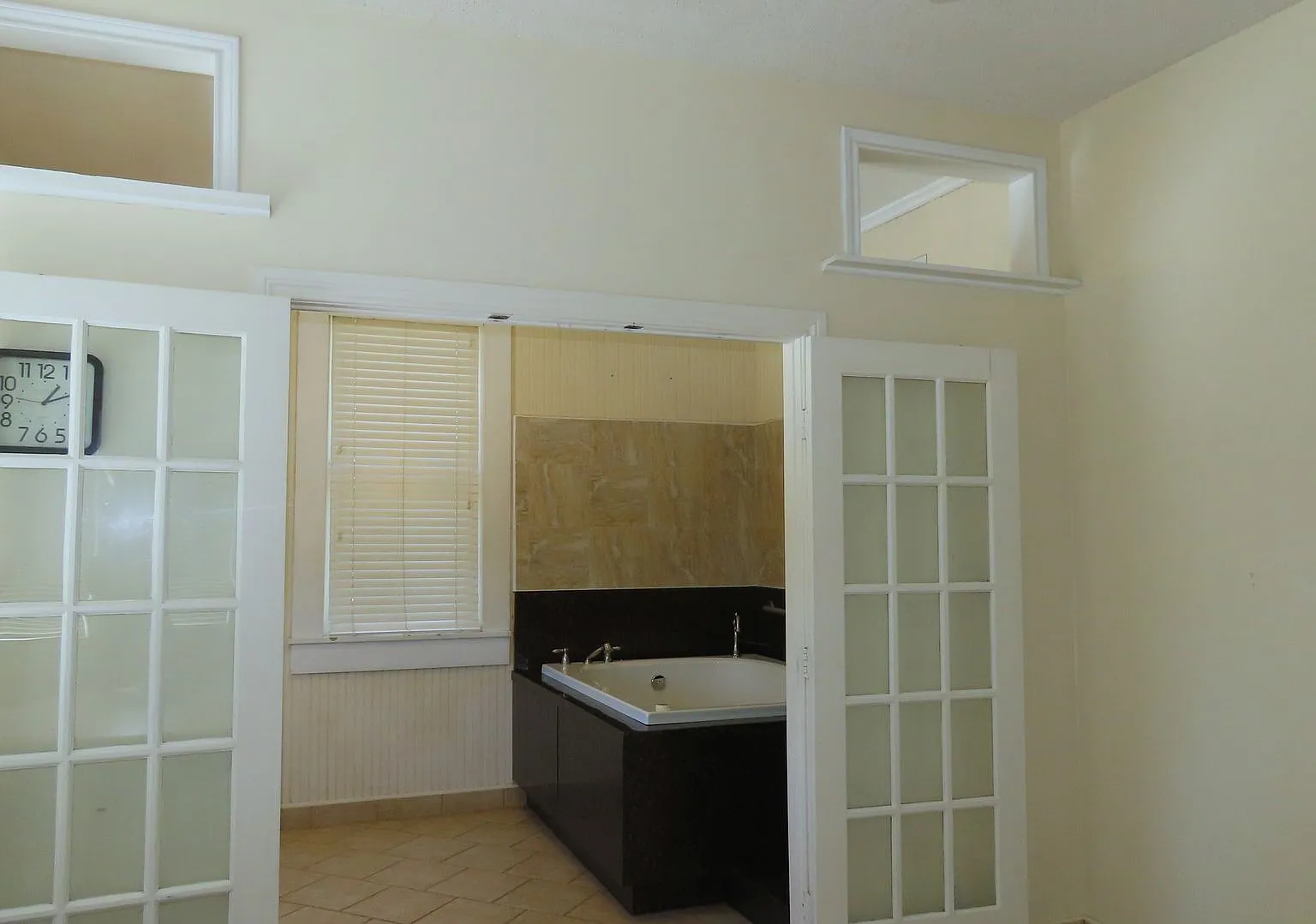 Private Room for Rent, Near Downtown! — Photo 1