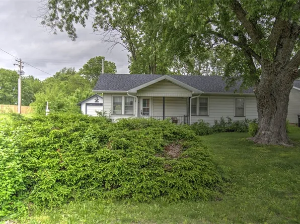 110 Magnolia Dr, Forsyth, IL 62535