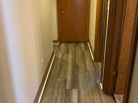 5th image of 1110 Sheffield St APT 102