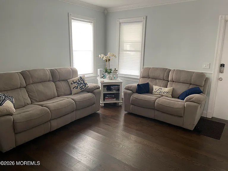 82 Hennessey St — Photo 3