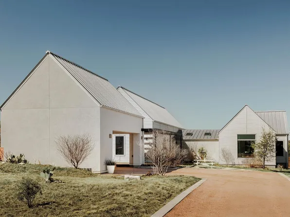 201 Terra Scena Trl, Dripping Springs, TX 78620