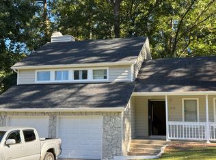 1095 Chapman Cir, Stone Mountain, GA 30088