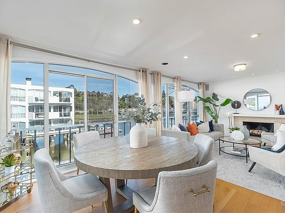2nd image of 3225 Shelter Bay Avenue