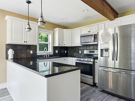 3rd image of 3543 S Loxley Rd