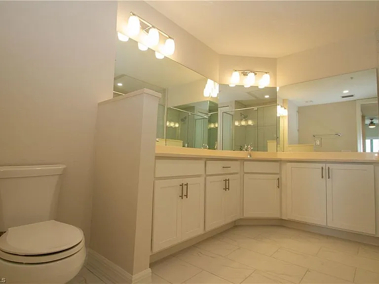 163 Indies Dr E #203 — Photo 17