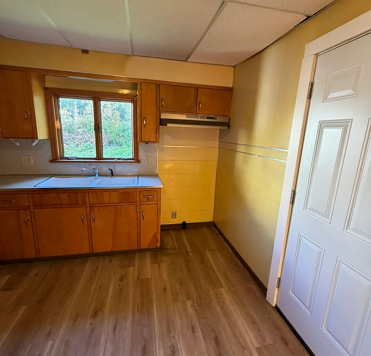 725 Wheeler Avenue, Unit Rear Right — Photo 4