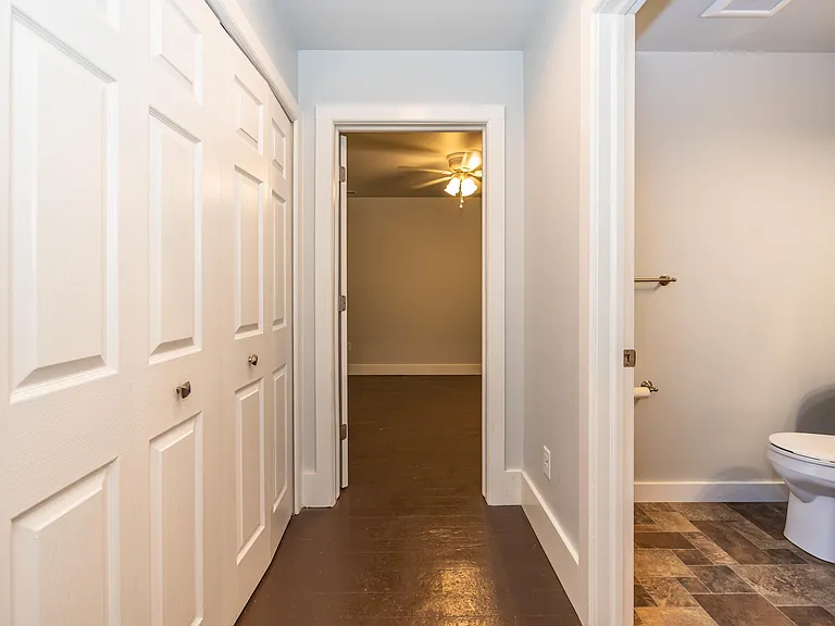 109 S Main St — Photo 13
