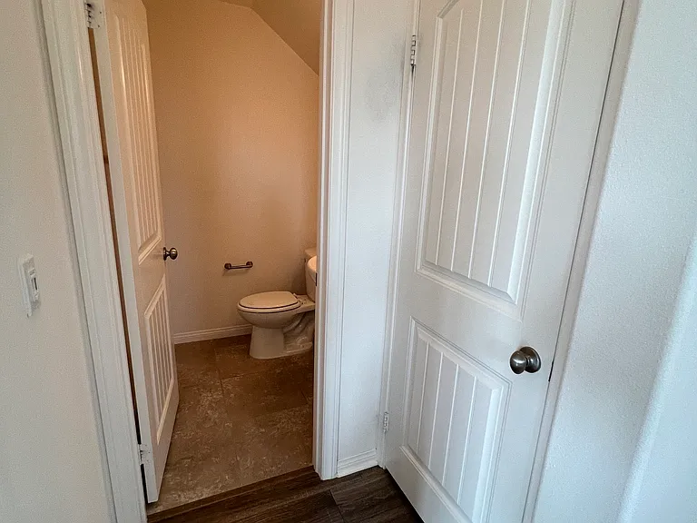 2418 S Fremont Ave #10 — Photo 29