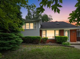 4821 W 105th St, Oak Lawn, IL 60453