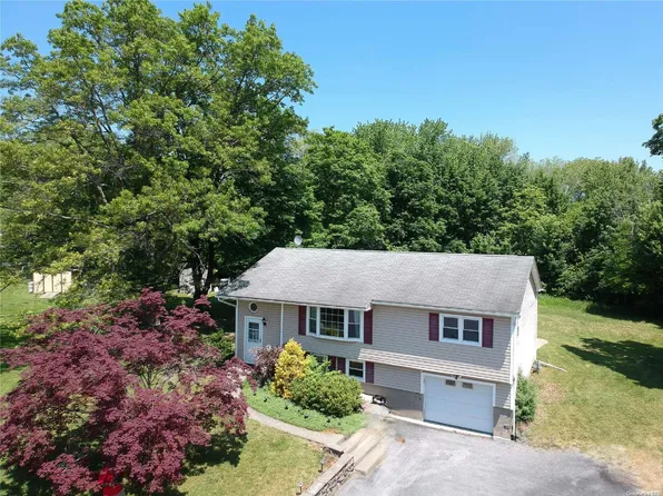 7 Dapple Terrace, Newburgh, NY 12550