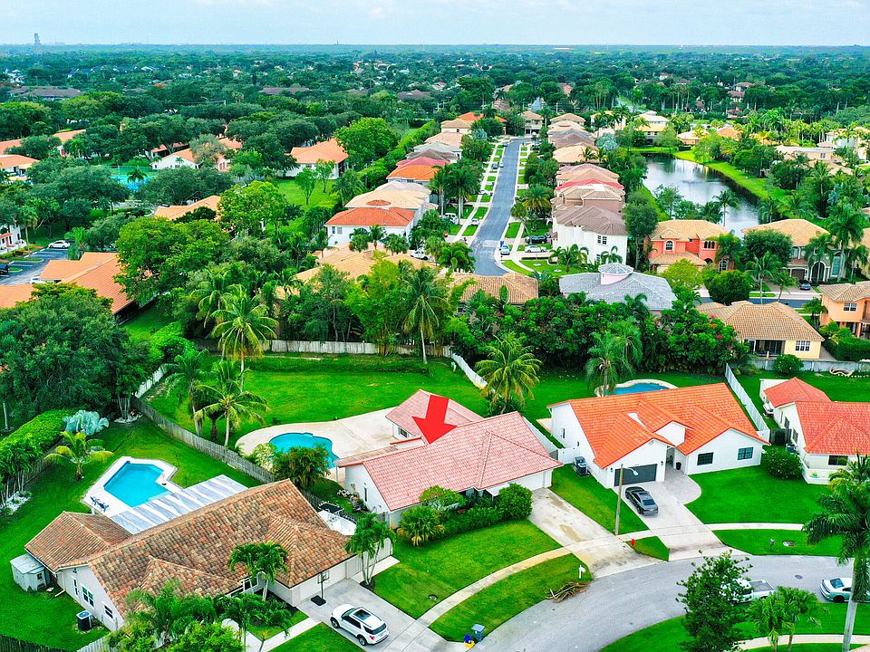 1st image of 5822 Sun Pointe Circle