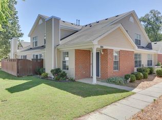884 Miller Creek Ln, Newport News, VA 23602