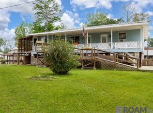 22289 Teal St, Maurepas, LA 70449