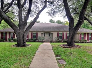 4700 Briarhaven Rd, Fort Worth, TX 76109