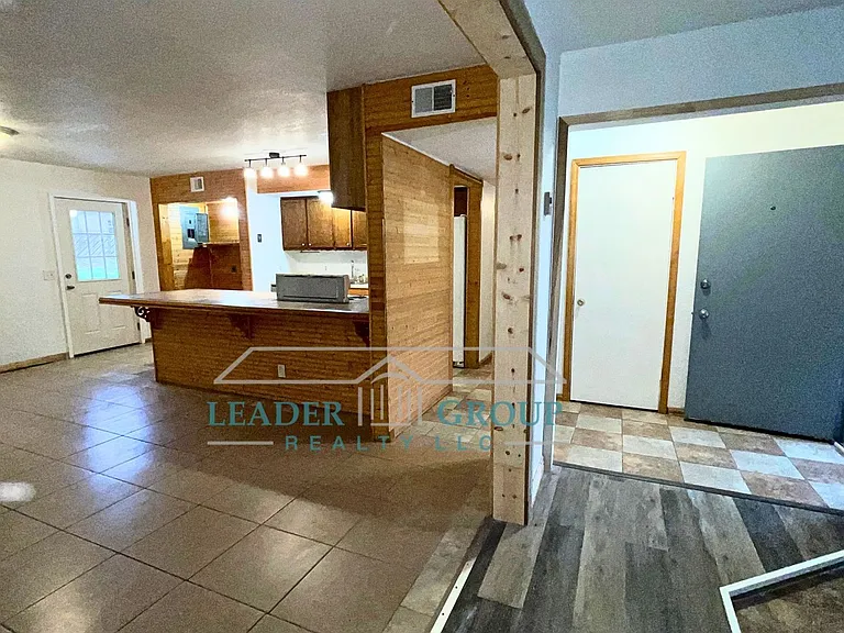 740 NW Bocci Dr — Photo 3