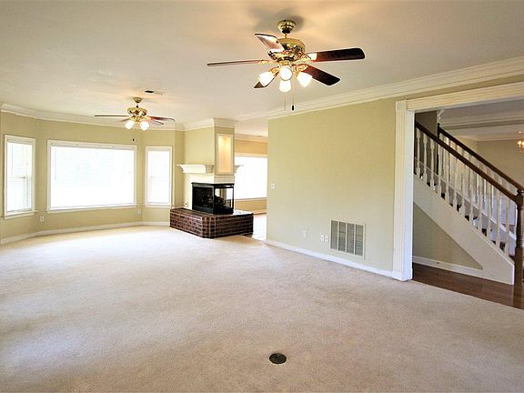 5th image of 2545 Dickens Place Cv
