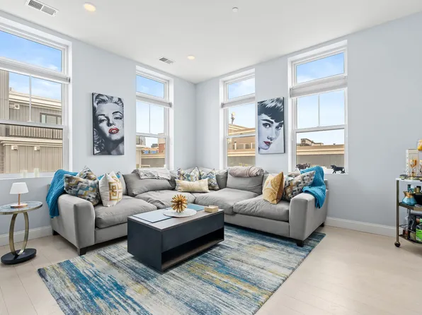 170 W Broadway #413, Boston, MA 02127