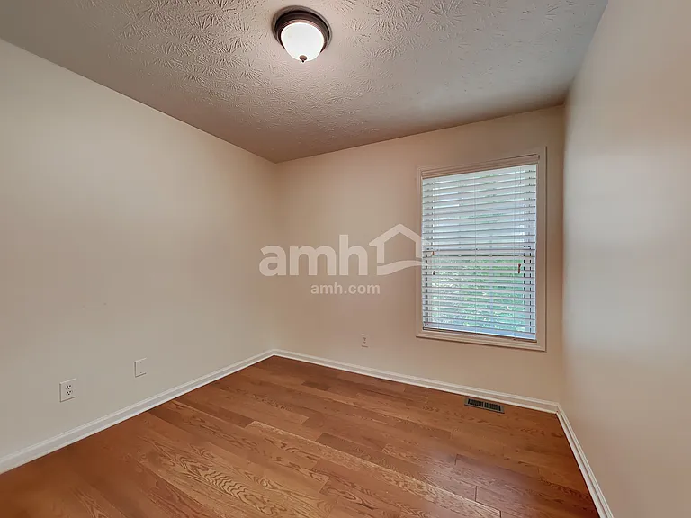 5810 Stephens Mill Dr — Photo 22