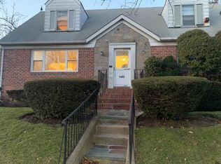 14115 70th Rd, Flushing, NY 11367