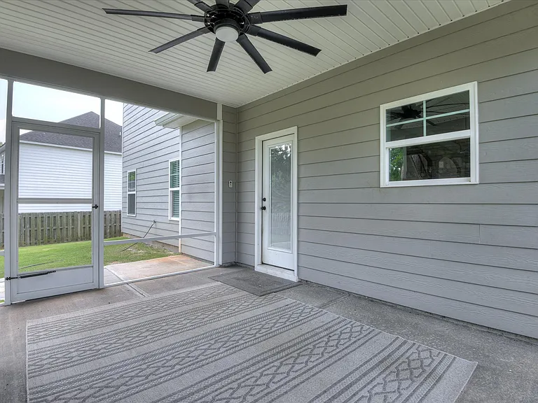4050 Stowe Dr — Photo 42