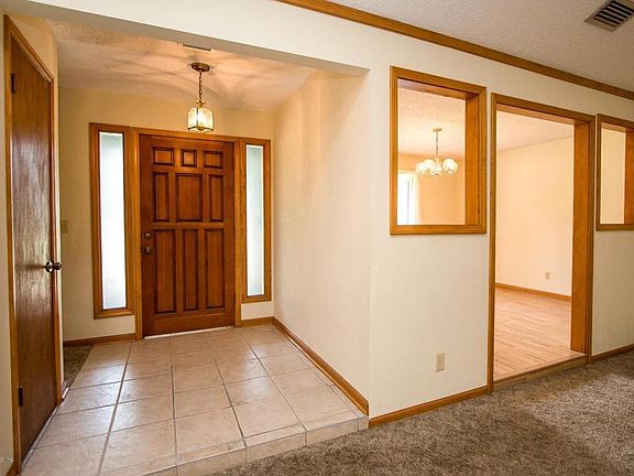4th image of 1511 Clover Ave