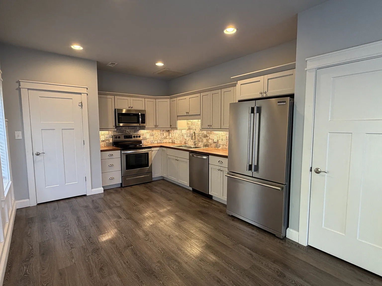 358 Main Street South - 1 — Photo 3