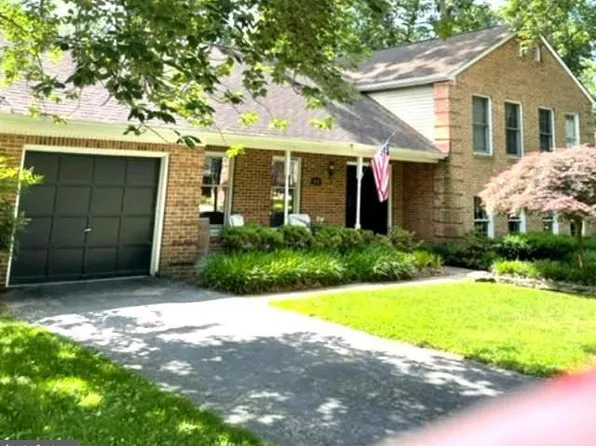 319 Arbor Oaks Ct, Millersville, MD 21108