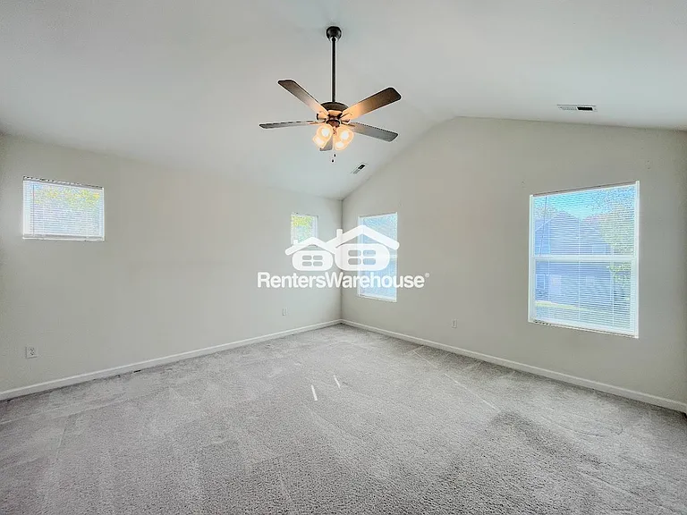 553 McFarland Rd — Photo 15
