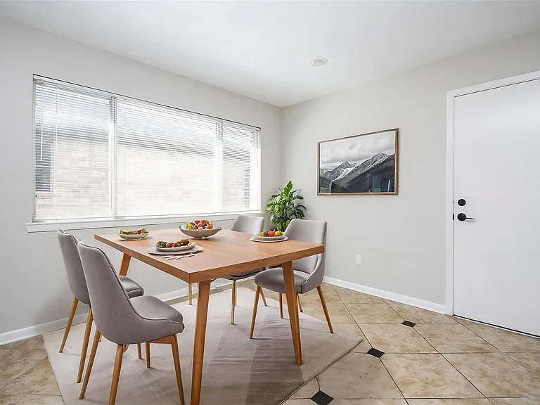 6906 Grant Dr — Photo 15