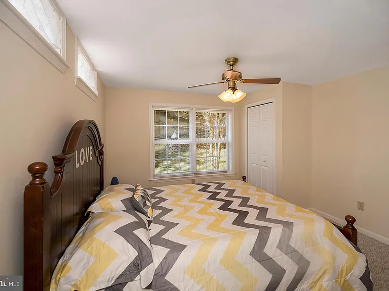 48 Savannah Ct — Photo 50