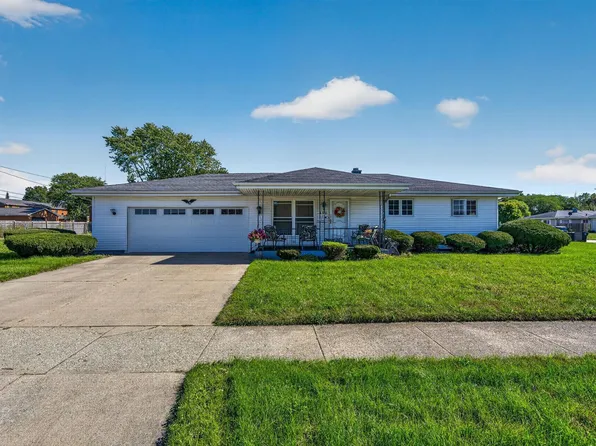 450 S Lombardy Dr, South Bend, IN 46619