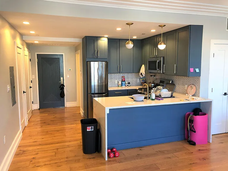 Valor — Photo 30