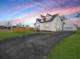 1732 4th St NW, Faribault, MN 55021