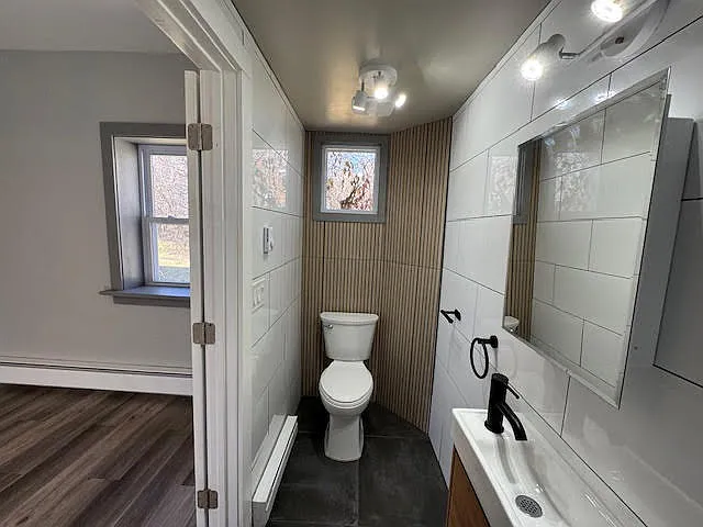 3135 US Route 9W #2 — Photo 2