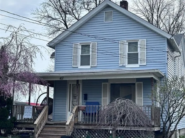 47 Swan St, Geneva, OH 44041