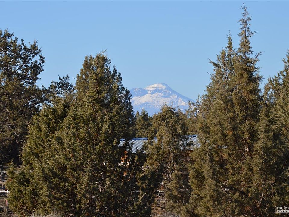1st image of 7465 SW Swallow Dr