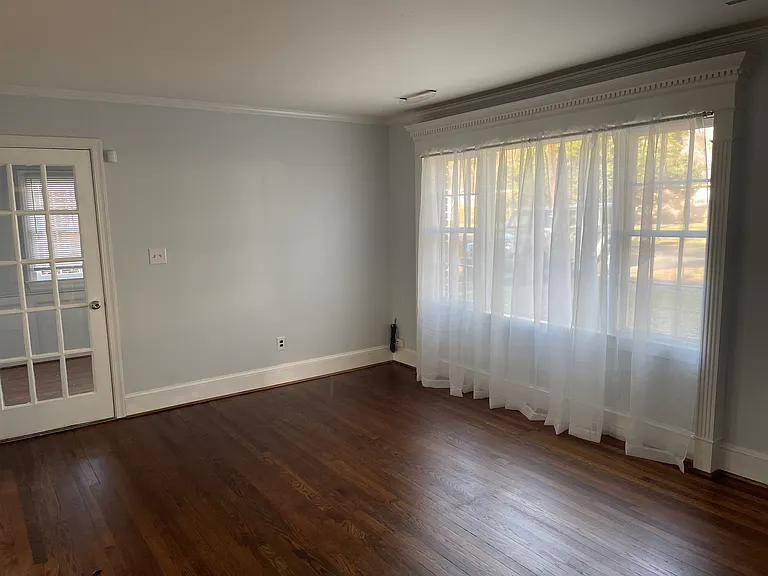 315 Cassina Rd — Photo 10