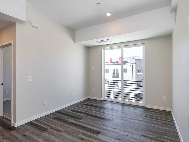 810 S Weber St — Photo 50