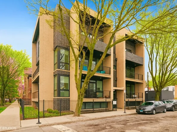 2208 N Oakley Ave #1N, Chicago, IL 60647